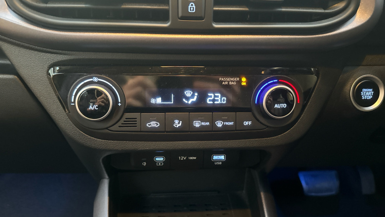 Hyundai i10 1.0 MPi Premium 5dr Auto Petrol Hatchback